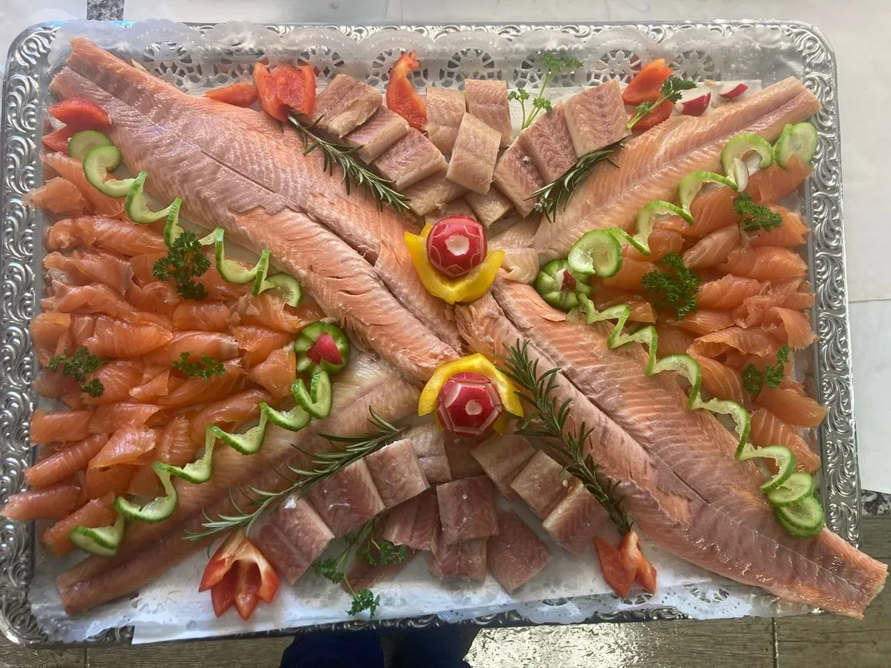 Beispiel einer Fischplatte von Fischen bei Chrischen